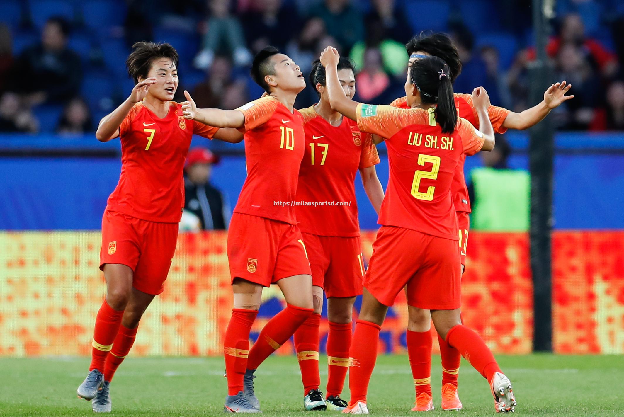 米兰体育-南非女足壮志凌云，锁定小组次名