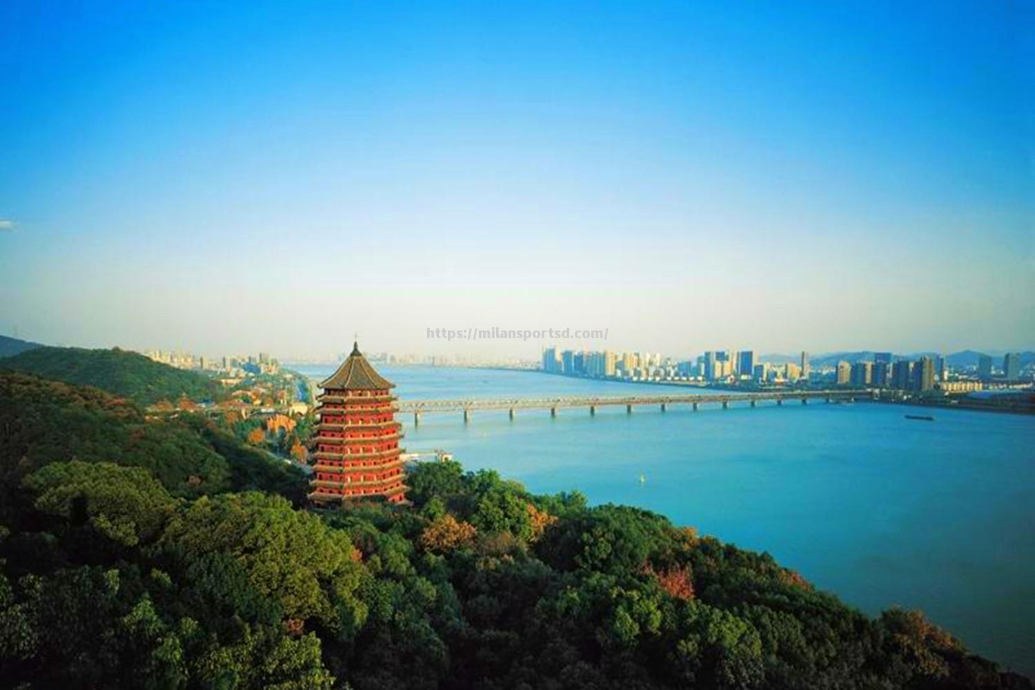 华东区域多支球队斩获胜利，势头强劲