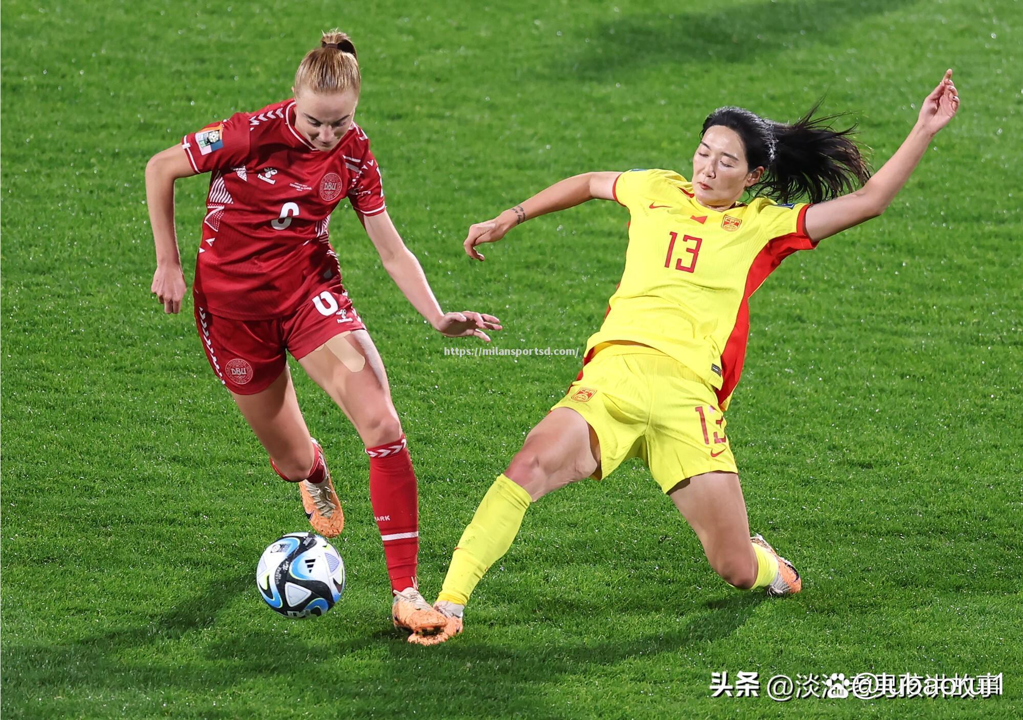 国际女足友谊赛：球队交流提高战术水平